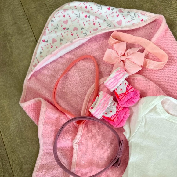 Newborn baby girl bundle lot - Picture 4 of 11